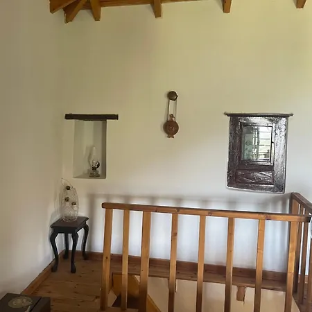 Levante * Mikrós Prínos